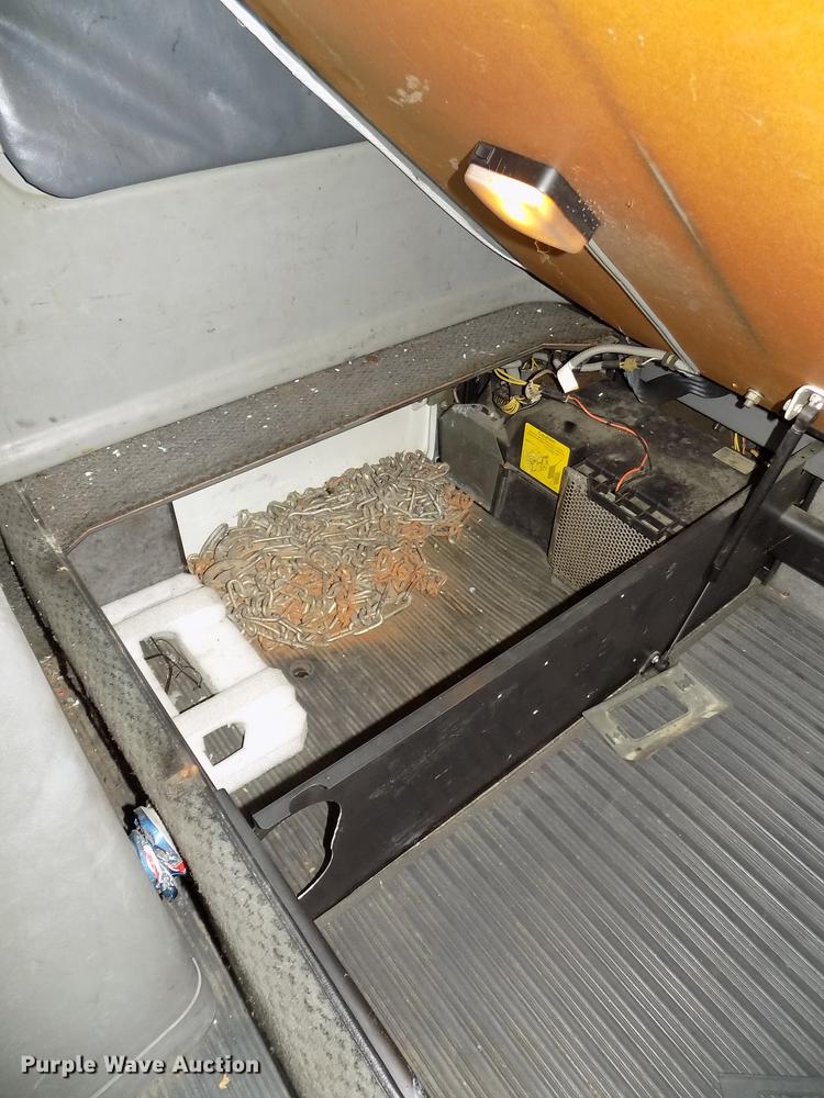 image for item DB8524 2002 Freightliner Century Class ST120 Heritage semi truck