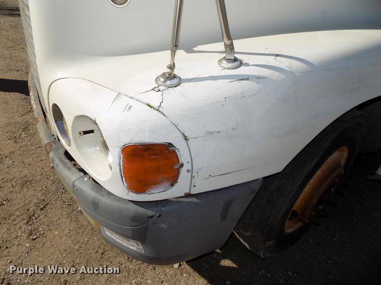 image for item DB8524 2002 Freightliner Century Class ST120 Heritage semi truck