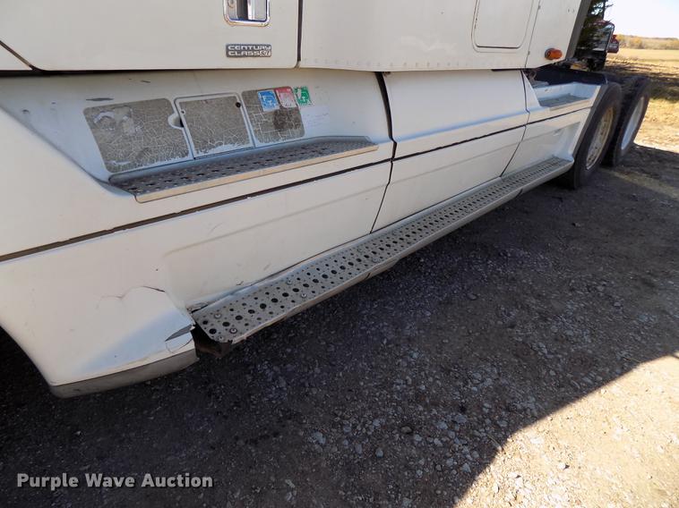 image for item DB8524 2002 Freightliner Century Class ST120 Heritage semi truck