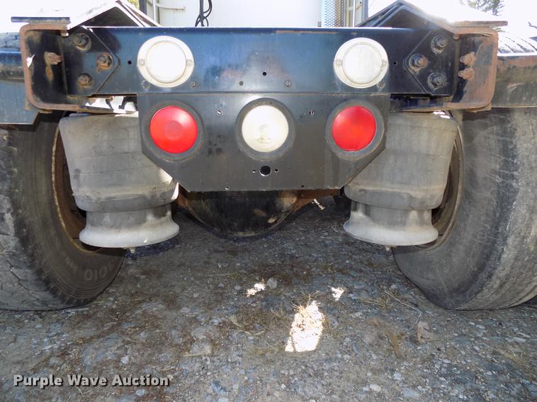 image for item DB8524 2002 Freightliner Century Class ST120 Heritage semi truck