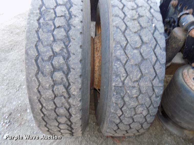 image for item DB8524 2002 Freightliner Century Class ST120 Heritage semi truck