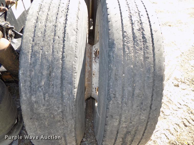 image for item DB8524 2002 Freightliner Century Class ST120 Heritage semi truck