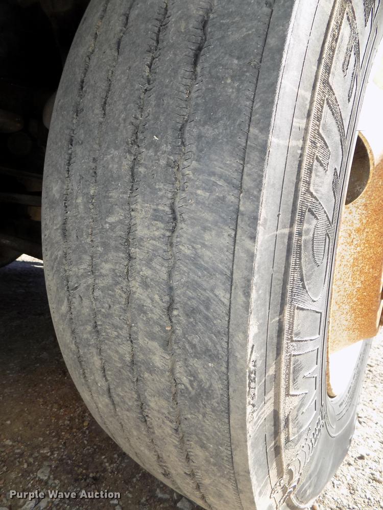 image for item DB8524 2002 Freightliner Century Class ST120 Heritage semi truck