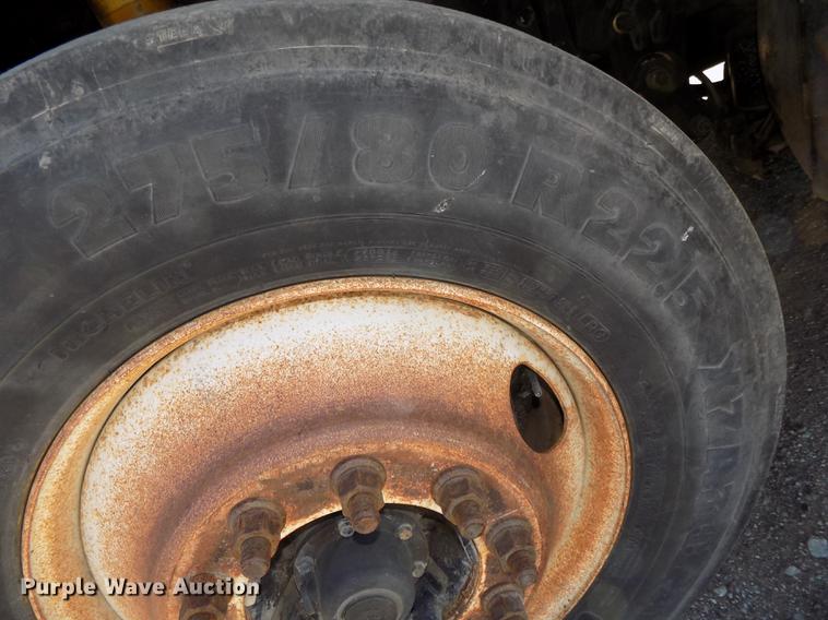 image for item DB8524 2002 Freightliner Century Class ST120 Heritage semi truck