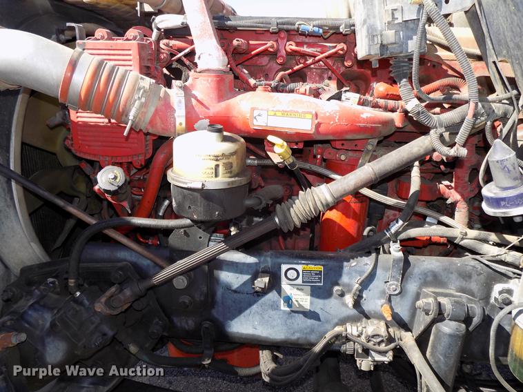 image for item DB8544 2011 Kenworth T800 semi truck