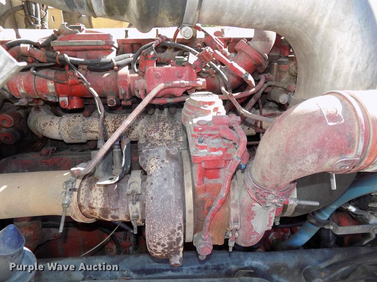 image for item DB8544 2011 Kenworth T800 semi truck