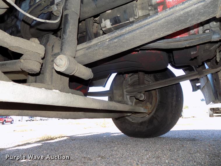 image for item DB8544 2011 Kenworth T800 semi truck