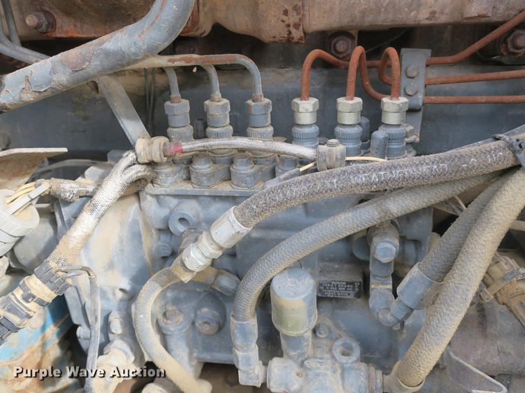 image for item DB8965 1994 Mack CH613 semi truck