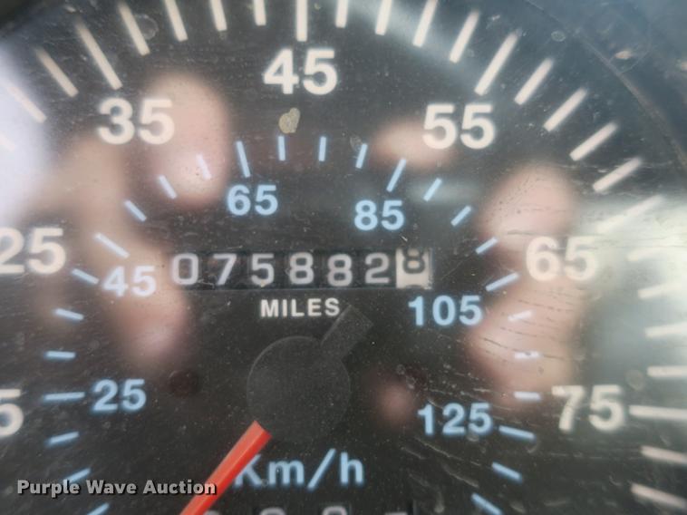 image for item DB8965 1994 Mack CH613 semi truck