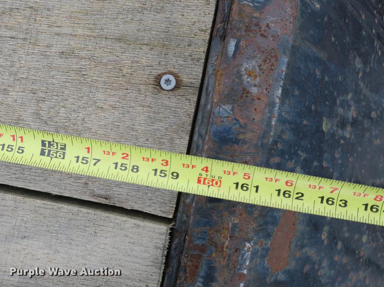 image for item DB8966 2007 Viking drop deck trailer