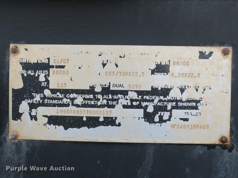 image for item DB8966 2007 Viking drop deck trailer