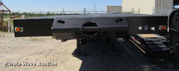 image for item DC7899 2007 Neville DD53 drop deck oilfield trailer