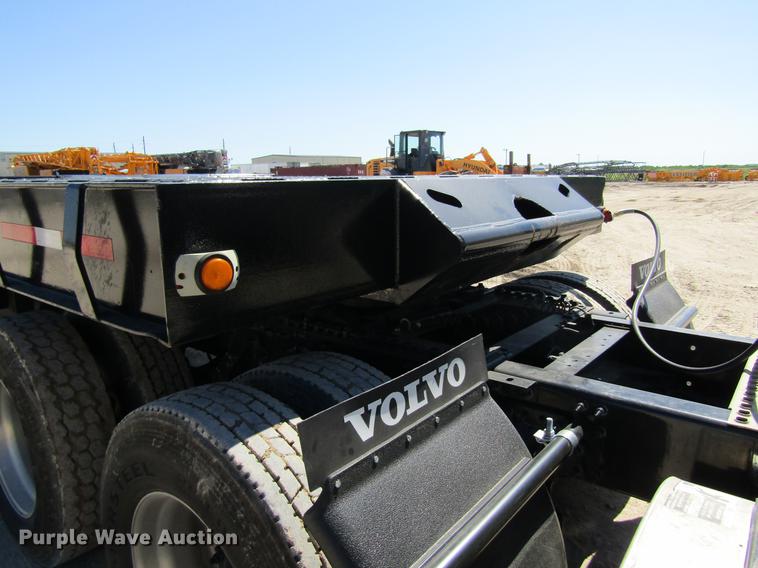 image for item DC7899 2007 Neville DD53 drop deck oilfield trailer