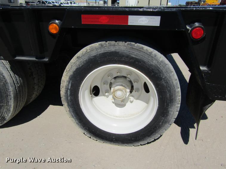 image for item DC7899 2007 Neville DD53 drop deck oilfield trailer