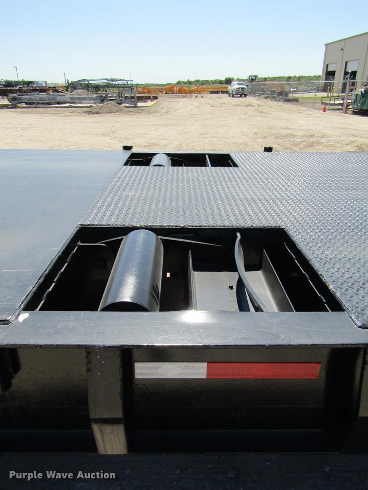 image for item DC7899 2007 Neville DD53 drop deck oilfield trailer