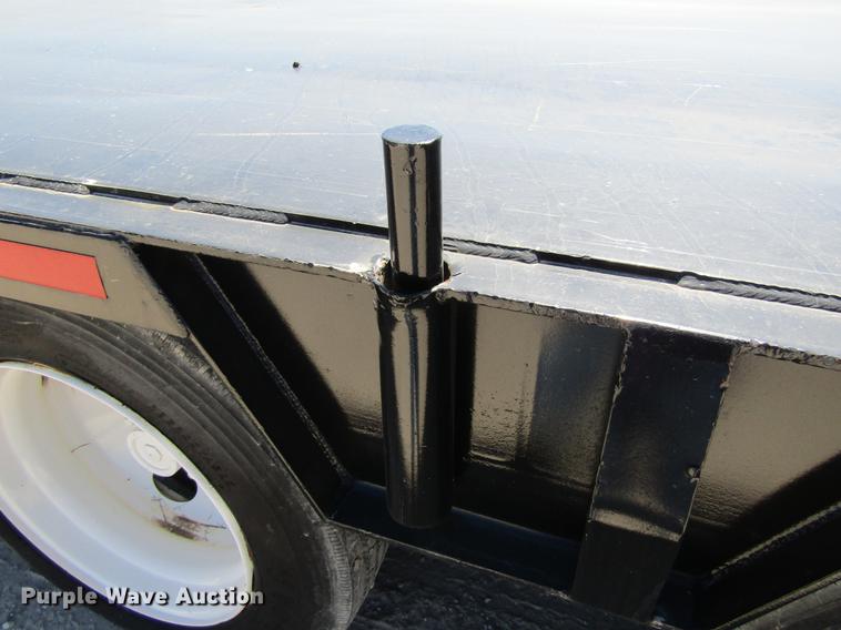 image for item DC7899 2007 Neville DD53 drop deck oilfield trailer