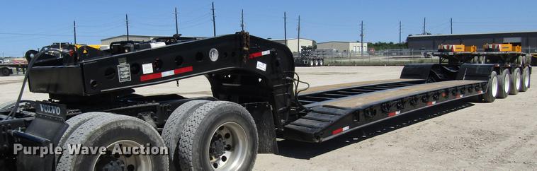 image for item DC7900 2007 Fontaine TH55-26-60 lowboy equipment trailer