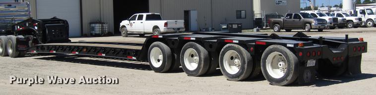 image for item DC7900 2007 Fontaine TH55-26-60 lowboy equipment trailer