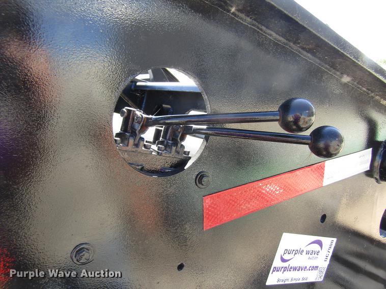 image for item DC7900 2007 Fontaine TH55-26-60 lowboy equipment trailer