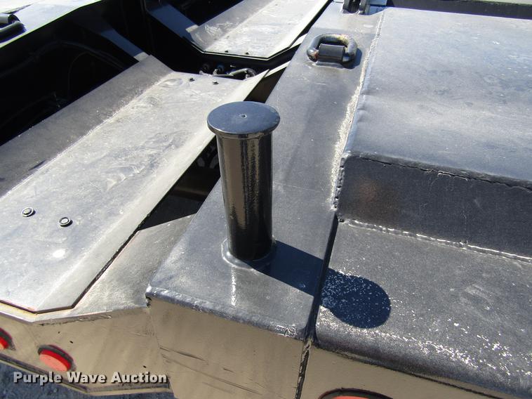 image for item DC7900 2007 Fontaine TH55-26-60 lowboy equipment trailer