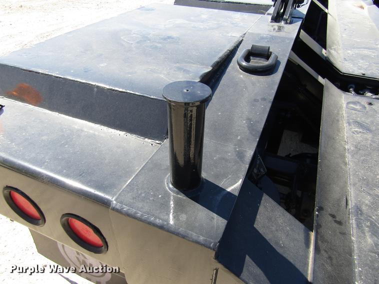 image for item DC7900 2007 Fontaine TH55-26-60 lowboy equipment trailer