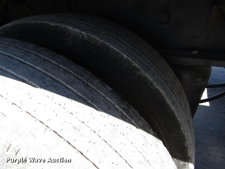 image for item DC7900 2007 Fontaine TH55-26-60 lowboy equipment trailer