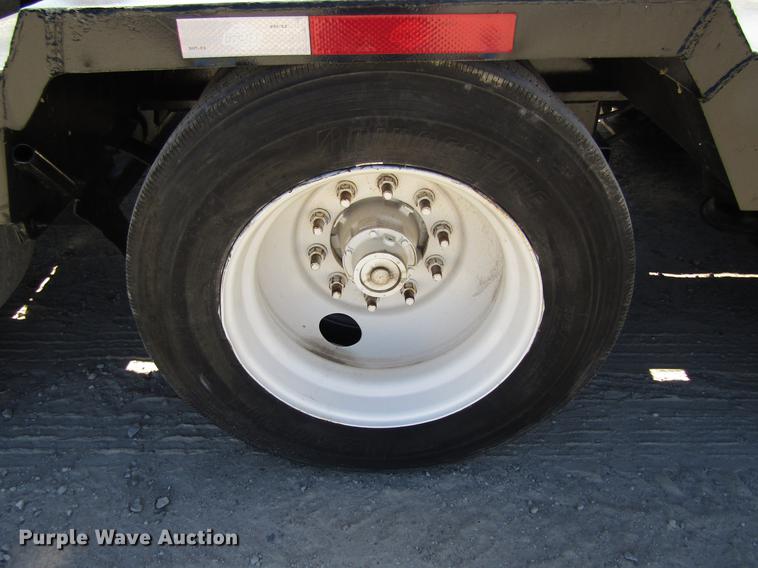 image for item DC7900 2007 Fontaine TH55-26-60 lowboy equipment trailer