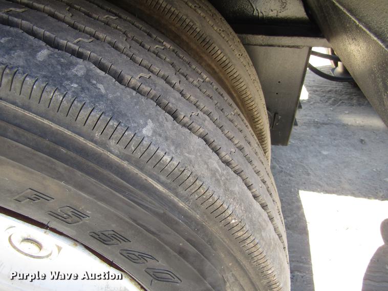 image for item DC7900 2007 Fontaine TH55-26-60 lowboy equipment trailer