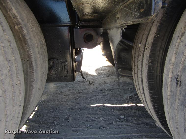 image for item DC7900 2007 Fontaine TH55-26-60 lowboy equipment trailer