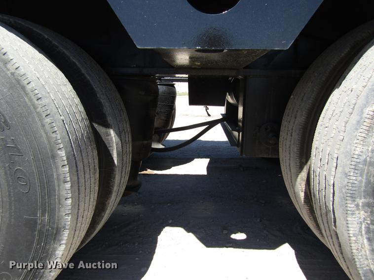 image for item DC7900 2007 Fontaine TH55-26-60 lowboy equipment trailer