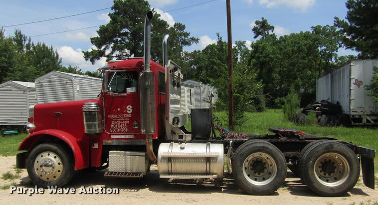 image for item DC7903 1987 Peterbilt 379 semi truck