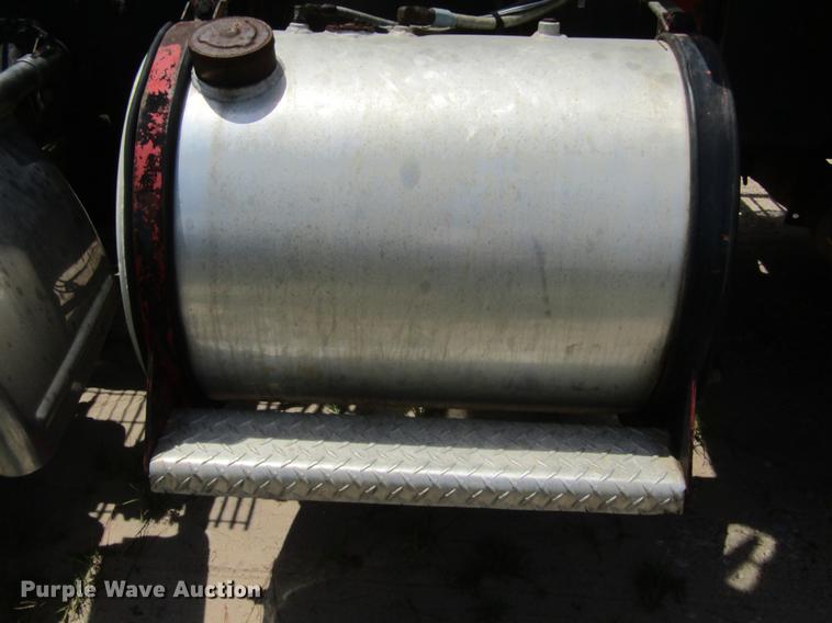 image for item DC7903 1987 Peterbilt 379 semi truck