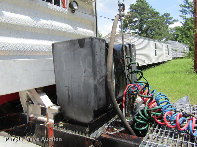 image for item DC7903 1987 Peterbilt 379 semi truck