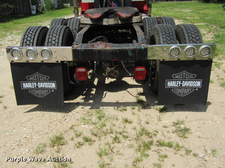 image for item DC7903 1987 Peterbilt 379 semi truck