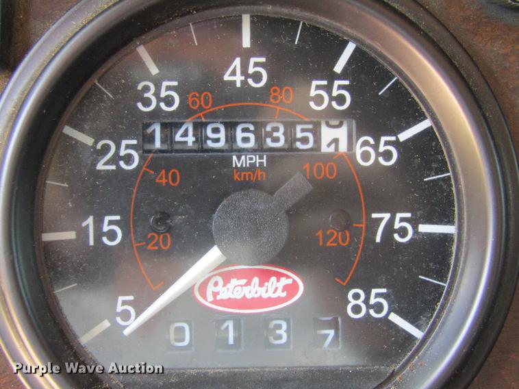 image for item DC7903 1987 Peterbilt 379 semi truck