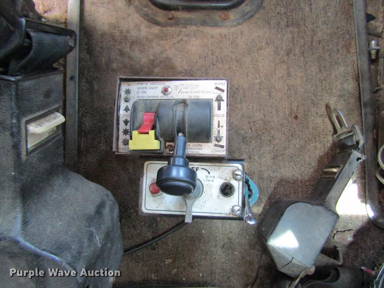 image for item DC7903 1987 Peterbilt 379 semi truck