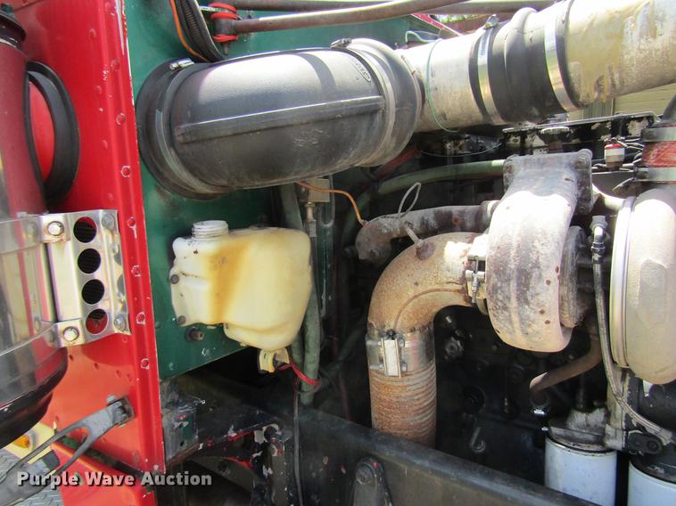 image for item DC7903 1987 Peterbilt 379 semi truck