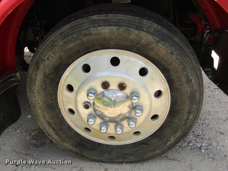 image for item DC7903 1987 Peterbilt 379 semi truck