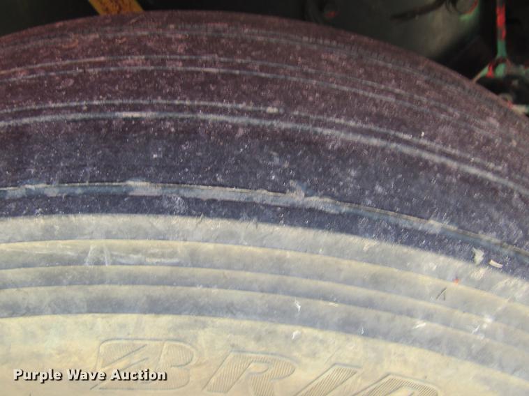 image for item DC7903 1987 Peterbilt 379 semi truck