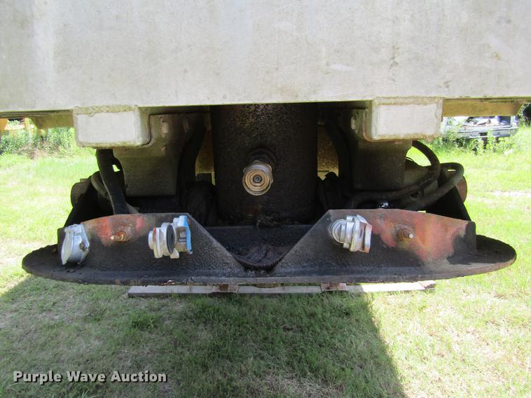 image for item DC7905 1998 Mate 26 end dump trailer