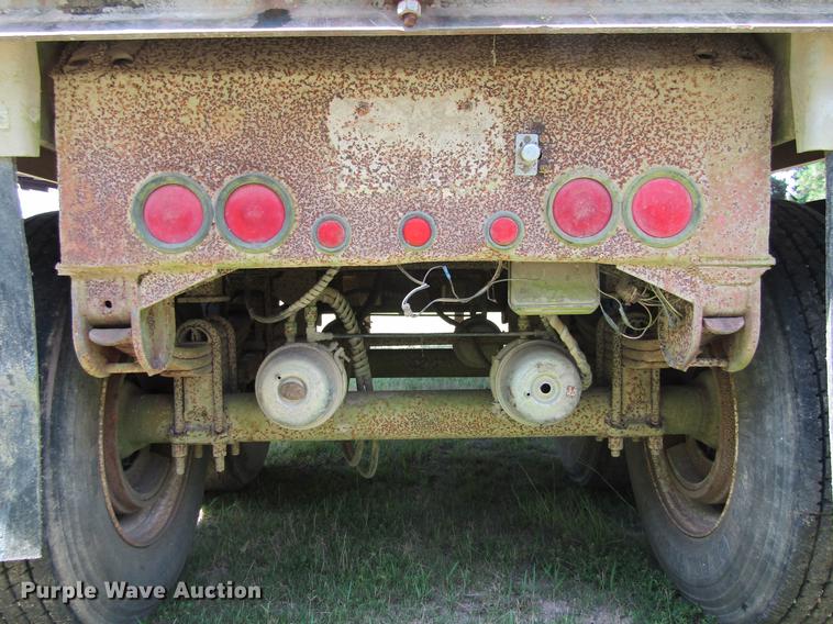 image for item DC7905 1998 Mate 26 end dump trailer