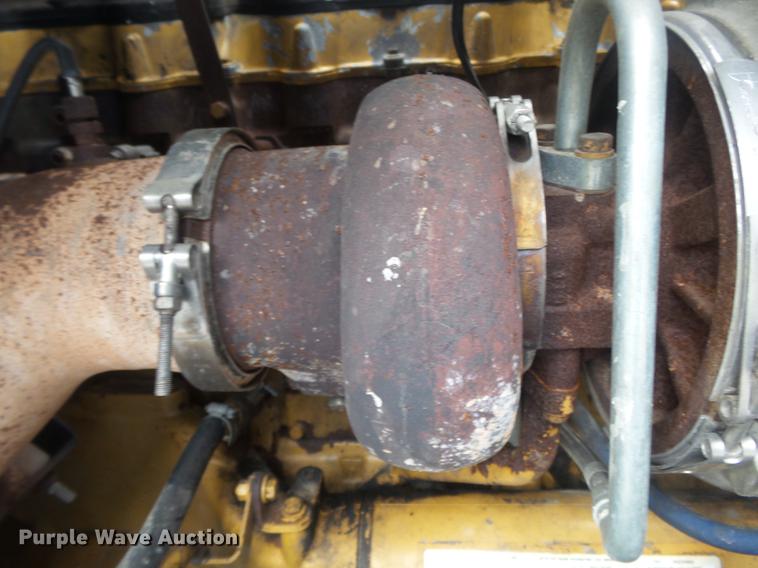 image for item DD2486 2002 International Eagle 9900i semi truck