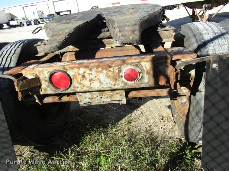 image for item DD3741 1968 trailer converter dolly