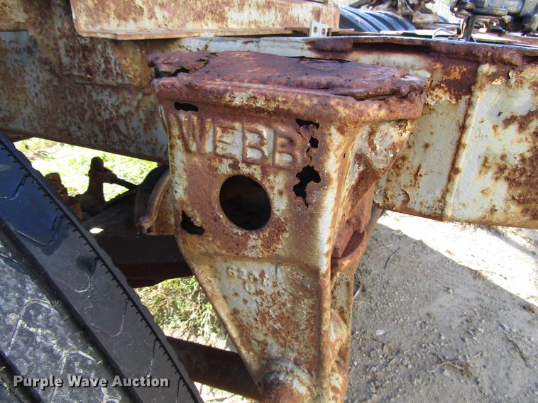 image for item DD3741 1968 trailer converter dolly