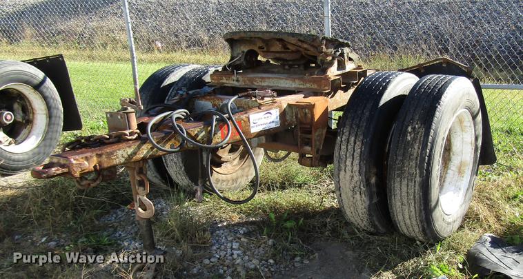 image for item DD3742 1968 trailer converter dolly
