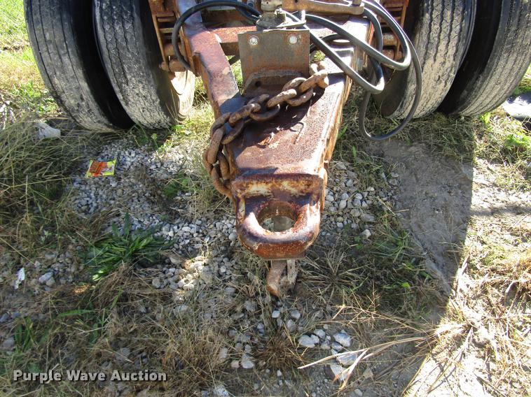 image for item DD3742 1968 trailer converter dolly