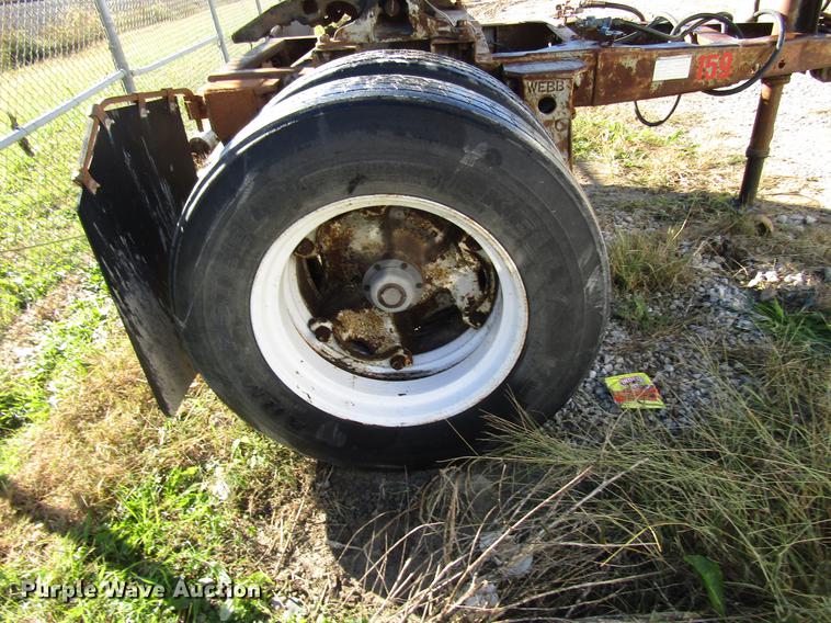 image for item DD3742 1968 trailer converter dolly