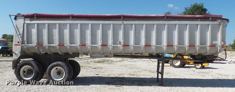 image for item DE4835 1979 Fruehauf end dump trailer