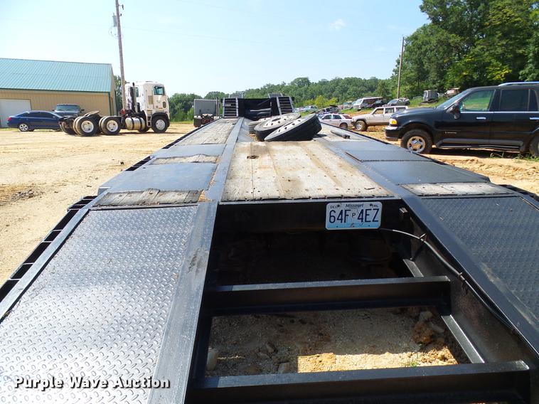 image for item DE5190 2003 Doonan 482DB14B equipment trailer