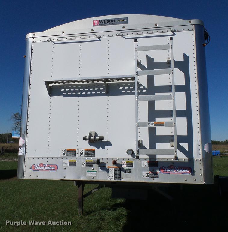 image for item DE5281 2012 Wilson DWH550 double hopper bottom commodity trailer